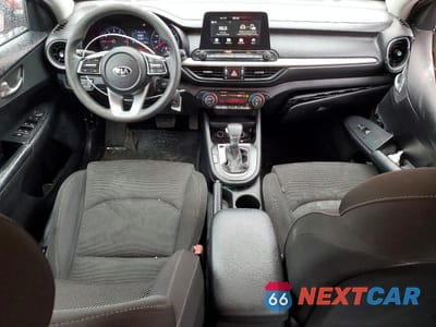 Zdjęcie 8 z 12 samochodu: 2019 KIA FORTE LXS VIN:3KPF24AD9KE126381 - miniatura