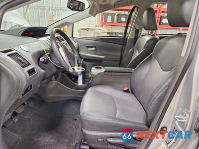 Zdjęcie 7 z 12 samochodu: 2012 TOYOTA PRIUS V FIVE VIN:JTDZN3EU7C3176830 - miniatura