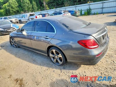 Drugie zdjęcie samochodu z przodu: 2017 MERCEDES-BENZ E 300 4MATIC VIN:WDDZF4KB7HA076113 - miniatura