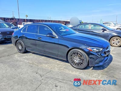 Czwarte zdjęcie samochodu z boku: 2024 MERCEDES-BENZ C 300 VIN:W1KAF4GB5RR213641 - miniatura