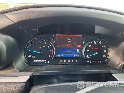 Zdjęcie 9 z 12 samochodu: 2024 FORD EXPLORER XLT VIN:1FMSK8DH5RGA43704 - miniatura