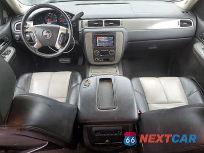 Zdjęcie 8 z 12 samochodu: 2008 GMC SIERRA K1500 VIN:2GTEK13M681235894 - miniatura