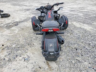 Czwarte zdjęcie samochodu z boku: 2022 CAN-AM SPYDER ROADSTER F3-S VIN:2BXRDDD22NV000505 - miniatura