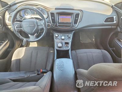 Zdjęcie 8 z 12 samochodu: 2015 CHRYSLER 200 LIMITED VIN:1C3CCCAB8FN744001 - miniatura