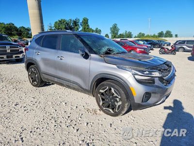 Czwarte zdjęcie samochodu z boku: 2025 KIA SELTOS SX VIN:KNDETCA76S7776198 - miniatura