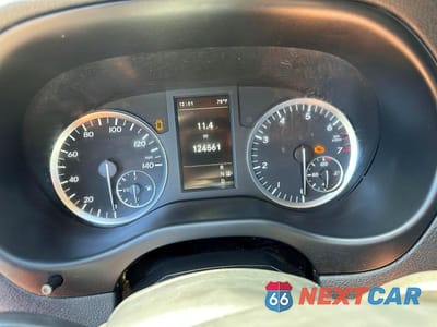 Zdjęcie 7 z 10 samochodu: 2018 MERCEDES-BENZ METRIS VIN:WD4PG2EE6J3414626 - miniatura