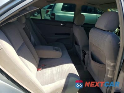 Zdjęcie 10 z 12 samochodu: 2005 TOYOTA CAMRY LE VIN:4T1BE32K55U529451 - miniatura