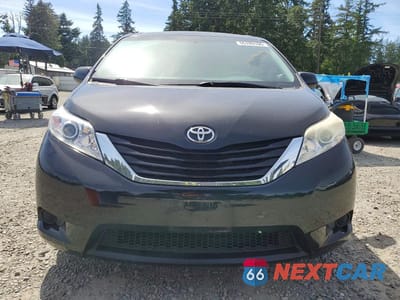 Piąte zdjęcie samochodu w środku: 2013 TOYOTA SIENNA LE VIN:5TDKK3DC6DS348414 - miniatura