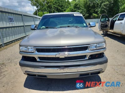 Piąte zdjęcie samochodu w środku: 2001 CHEVROLET SILVERADO C1500 VIN:2GCEC19V211370261 - miniatura