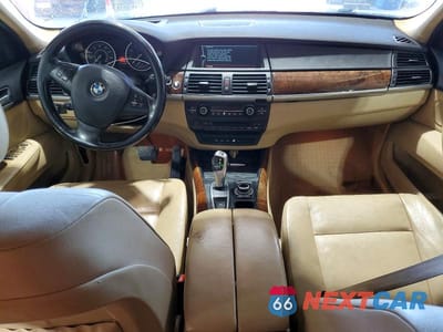 Zdjęcie 8 z 13 samochodu: 2013 BMW X5 XDRIVE35I VIN:5UXZV4C56D0B14700 - miniatura