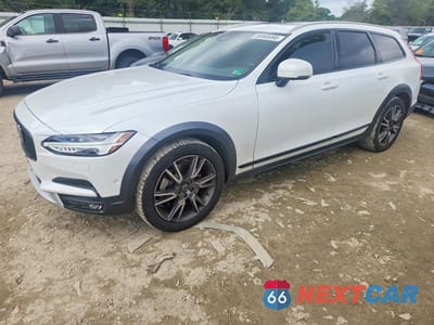 2017 VOLVO V90 CROSS COUNTRY T6 INSCRIPTION YV4A22NL2H1008150 - główne zdjęcie licytacji z USA - miniatura