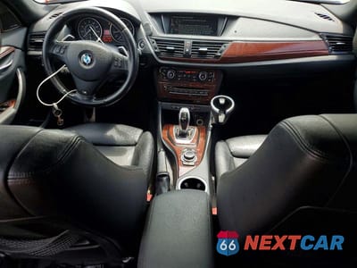 Zdjęcie 8 z 12 samochodu: 2014 BMW X1 SDRIVE28I VIN:WBAVM1C58EVW46918 - miniatura