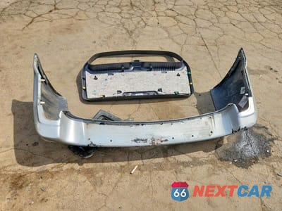 Zdjęcie 12 z 13 samochodu: 2001 JEEP GRAND CHEROKEE LIMITED VIN:1J4GW58N41C515474 - miniatura