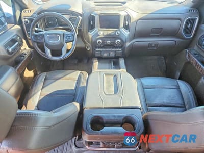 Zdjęcie 8 z 12 samochodu: 2021 GMC SIERRA K2500 DENALI VIN:1GT49REY7MF187749 - miniatura