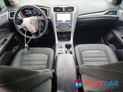 Zdjęcie 8 z 13 samochodu: 2019 FORD FUSION SE VIN:3FA6P0T98KR236582 - miniatura