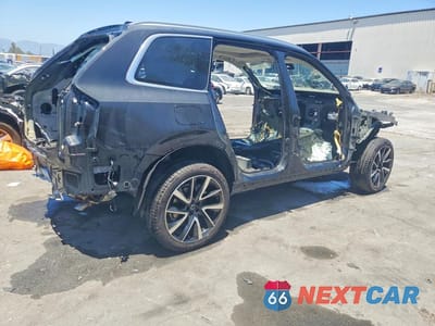 Trzecie zdjęcie samochodu z tyłu: 2025 VOLVO XC90 PLUS VIN:YV4062JE2S1321973 - miniatura