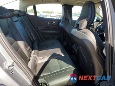 Zdjęcie 10 z 12 samochodu: 2021 VOLVO S60 T5 MOMENTUM VIN:7JR102TZ5MG118683 - miniatura