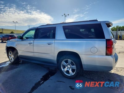 Drugie zdjęcie samochodu z przodu: 2017 CHEVROLET SUBURBAN K1500 LS VIN:1GNSKGKC5HR302711 - miniatura