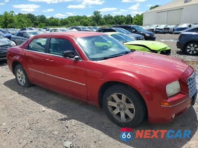 Czwarte zdjęcie samochodu z boku: 2007 CHRYSLER 300 TOURING VIN:2C3KA53G07H747054 - miniatura