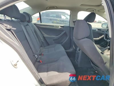 Zdjęcie 10 z 12 samochodu: 2016 VOLKSWAGEN JETTA COMFORTLINE VIN:3VWD07AJ7GM388642 - miniatura