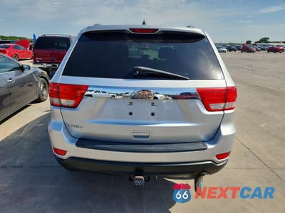 Zdjęcie 6 z 12 samochodu: 2011 JEEP GRAND CHEROKEE LAREDO VIN:1J4RS4GG6BC573573 - miniatura