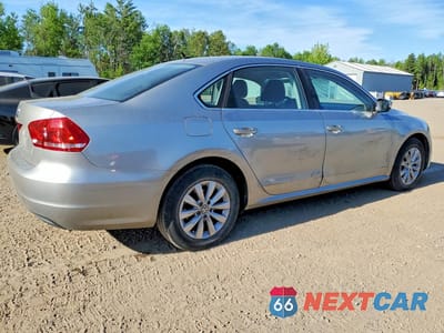 Trzecie zdjęcie samochodu z tyłu: 2014 VOLKSWAGEN PASSAT S VIN:1VWAH7A34EC019118 - miniatura
