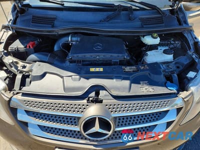 Zdjęcie 11 z 12 samochodu: 2016 MERCEDES-BENZ METRIS VIN:WD4PG2EE0G3150019 - miniatura