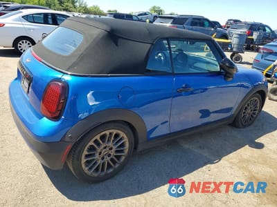 Trzecie zdjęcie samochodu z tyłu: 2025 MINI COOPER S VIN:WMW23GX05S2X60220 - miniatura