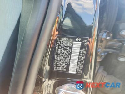 Zdjęcie 12 z 12 samochodu: 2016 TOYOTA PRIUS C ONE VIN:JTDKDTB32G1134230 - miniatura