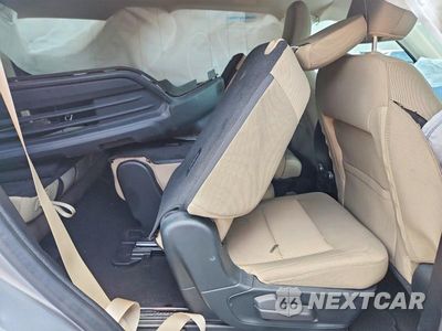 Zdjęcie 11 z 13 samochodu: 2023 FORD EXPLORER VIN:1FMSK7BH6PGA34973 - miniatura