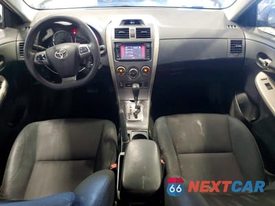 Zdjęcie 8 z 13 samochodu: 2012 TOYOTA COROLLA S VIN:2T1BU4EE0CC880118 - miniatura