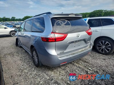 Drugie zdjęcie samochodu z przodu: 2018 TOYOTA SIENNA XLE 8-PASSENGER VIN:5TDYZ3DC7JS938249 - miniatura