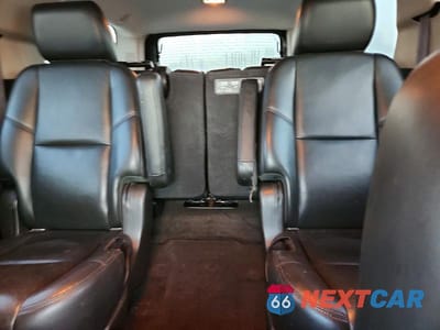 Zdjęcie 10 z 13 samochodu: 2014 CHEVROLET SUBURBAN K1500 LTZ VIN:1GNSKKE75ER147641 - miniatura