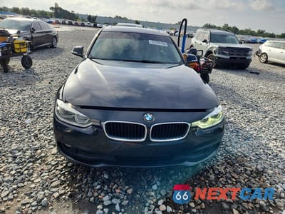 Piąte zdjęcie samochodu w środku: 2018 BMW 320 I VIN:WBA8A9C5XJAH14726 - miniatura
