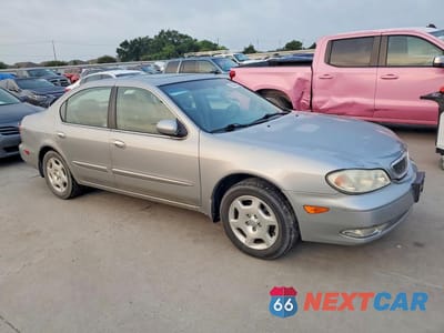 Czwarte zdjęcie samochodu z boku: 2001 INFINITI I30 BASE VIN:JNKCA31A71T021123 - miniatura