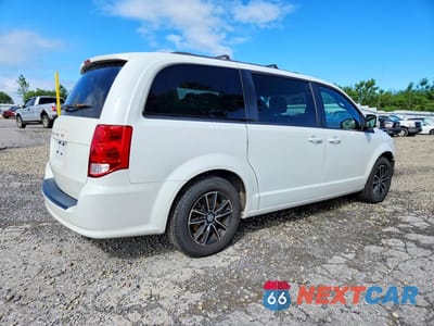 Trzecie zdjęcie samochodu z tyłu: 2018 DODGE GRAND CARAVAN SXT VIN:2C4RDGCG1JR216735 - miniatura