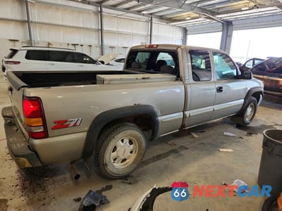 Trzecie zdjęcie samochodu z tyłu: 1999 GMC NEW SIERRA K1500 VIN:1GTEK19T3XE534688 - miniatura