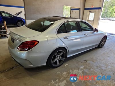 Trzecie zdjęcie samochodu z tyłu: 2015 MERCEDES-BENZ C 300 4MATIC VIN:55SWF4KB1FU095417 - miniatura