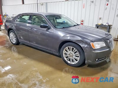 Czwarte zdjęcie samochodu z boku: 2013 CHRYSLER 300 VIN:2C3CCARG8DH573681 - miniatura