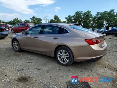Drugie zdjęcie samochodu z przodu: 2018 CHEVROLET MALIBU 3LT VIN:1G1ZD5ST3JF125971 - miniatura