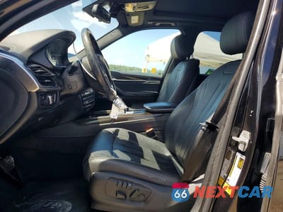 Zdjęcie 7 z 13 samochodu: 2017 BMW X5 SDRIVE35I VIN:5UXKR2C35H0X06617 - miniatura