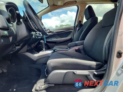 Zdjęcie 7 z 12 samochodu: 2016 HONDA FIT EX VIN:JHMGK5H76GX013942 - miniatura
