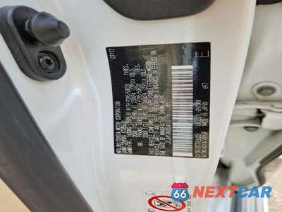Zdjęcie 13 z 13 samochodu: 2013 LEXUS LX 570 VIN:JTJHY7AX0D4101776 - miniatura