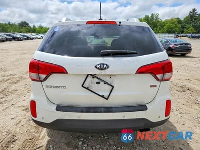 Zdjęcie 6 z 13 samochodu: 2014 KIA SORENTO VIN:5XYKTCA6XEG531079 - miniatura