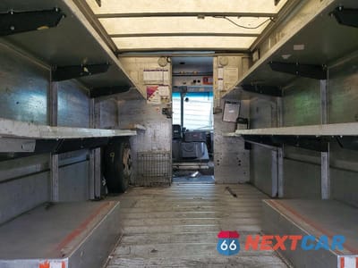Zdjęcie 10 z 13 samochodu: 2006 FREIGHTLINER MT45 - DELIVERY TRUCK VIN:4UZAANBW66CW06597 - miniatura