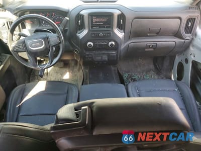 Zdjęcie 8 z 13 samochodu: 2024 GMC SIERRA K3500 VIN:1GD59SE75RF292151 - miniatura