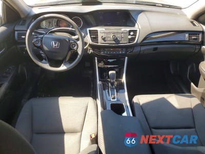 Zdjęcie 8 z 12 samochodu: 2016 HONDA ACCORD LX VIN:1HGCR2F37GA240670 - miniatura