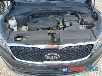 Zdjęcie 12 z 13 samochodu: 2017 KIA SORENTO EX VIN:5XYPH4A13HG258797 - miniatura