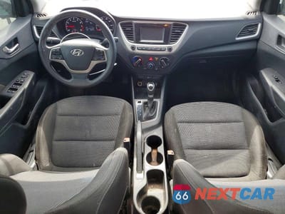 Zdjęcie 8 z 12 samochodu: 2021 HYUNDAI ACCENT SE VIN:3KPC24A64ME141457 - miniatura