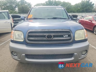 Piąte zdjęcie samochodu w środku: 2002 TOYOTA SEQUOIA SR5 VIN:5TDBT44AX2S073211 - miniatura